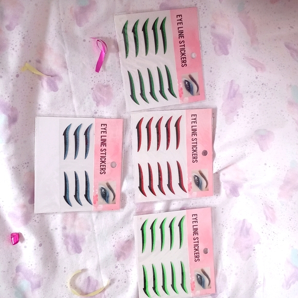 EyelinerSticks - Picture 1 of 1